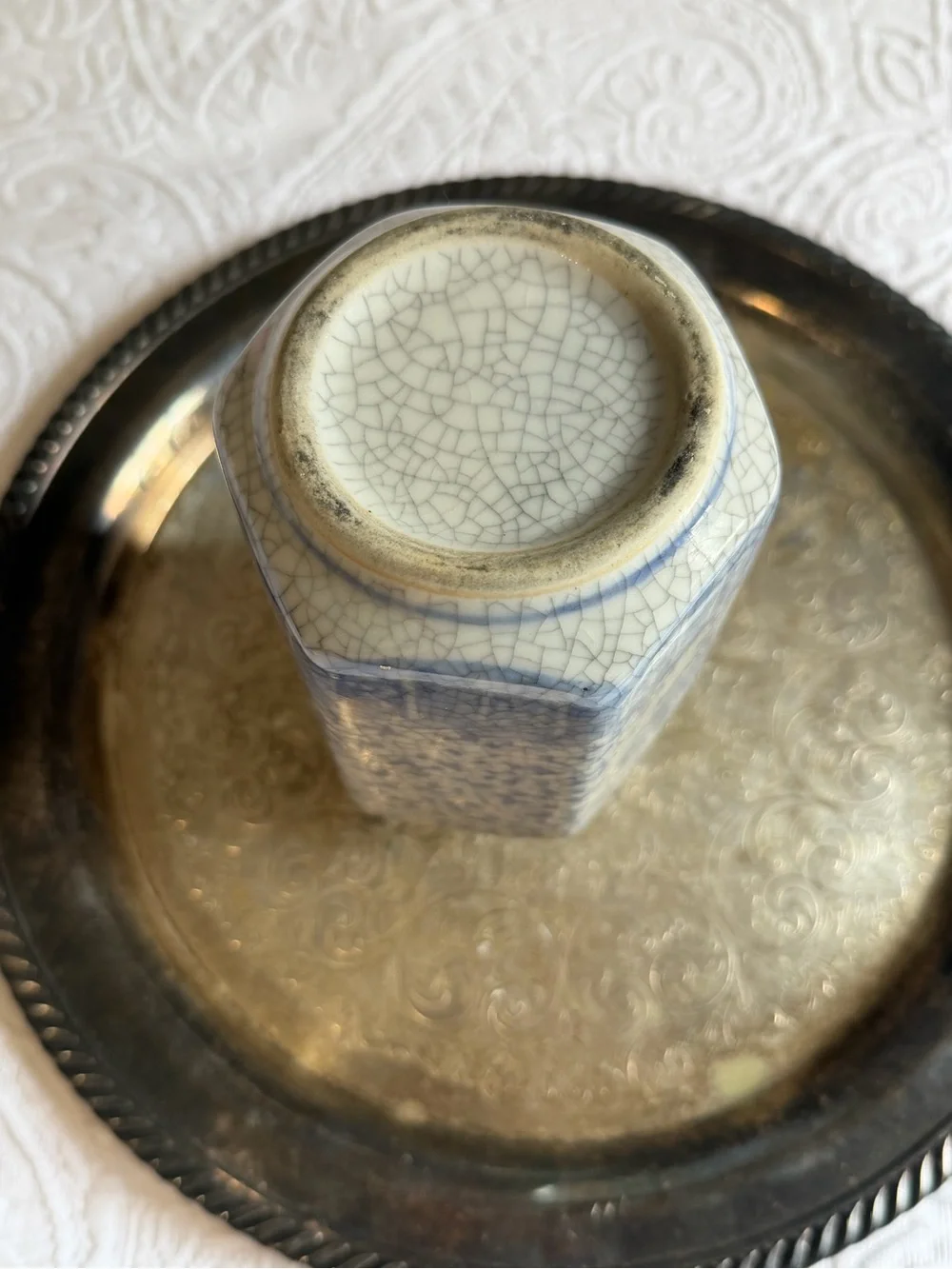 Blue and White Crackle Glazed Porcelain Vase